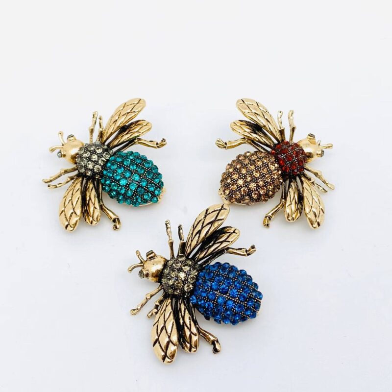 A BIT EXTRA - Metal Rhinestone Bee Brooch Clothes Pin